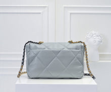 Load image into Gallery viewer, CC1072 CHANEL 19 Handbag / Small/Medium
