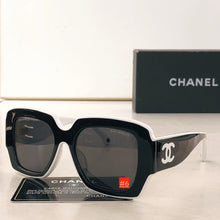 Load image into Gallery viewer, JW978 CC Sunglasses / 53x19x140mm
