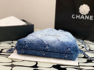 CC716 CHANEL 22 Backpack / HIGHEST QUALITY VERSION / 13.3 × 11.3 × 3.1 in