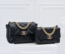 Load image into Gallery viewer, CC1077 CHANEL 19 Handbag / Small/Medium
