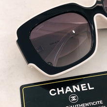 Load image into Gallery viewer, JW978 CC Sunglasses / 53x19x140mm
