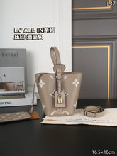 Load image into Gallery viewer, LB1209 All In BB / 6.3 x 7.1 x 4.7 inches
