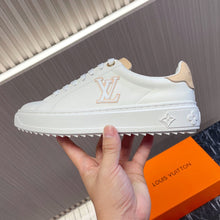 Load image into Gallery viewer, SE1200 LB Time Out Sneakers / Size5-9
