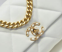 Load image into Gallery viewer, CC1074 CHANEL 19 Handbag / Small/Medium
