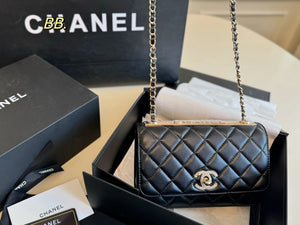 CC1193 Wallet on Chain / 4.8 x 7.6 x 1.4in