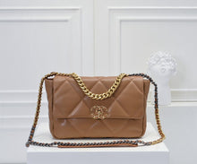 Load image into Gallery viewer, CC1076 CHANEL 19 Handbag / Small/Medium
