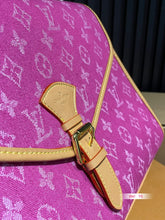 Load image into Gallery viewer, LB1214 Messenger Bag / 15x9.8x2.7inch
