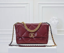 Load image into Gallery viewer, CC1077 CHANEL 19 Handbag / Small/Medium
