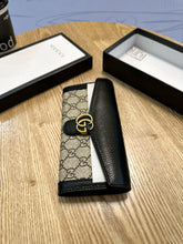 Load image into Gallery viewer, GC612 GG Marmont Leather Continental Wallet / 7.5&quot;W x 4&quot;H x 1.5&quot;D
