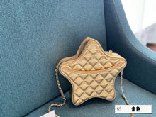 Load image into Gallery viewer, CC878 Star Handbag / 8.8 × 8.8 × 2.3 in
