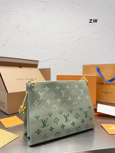 Load image into Gallery viewer, LB866 Coussin MM / 10.2 x 9.4 x 4.7 inches
