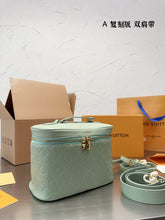 Load image into Gallery viewer, LB868 Nice Vanity / 9.4x5.1x6.7inch
