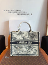 Load image into Gallery viewer, DR399 Book Tote Small/Medium/Large
