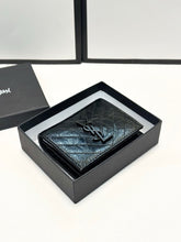 Load image into Gallery viewer, YSK324 Compact Wallet / 4.7 x 3.9 x 1.6 inches
