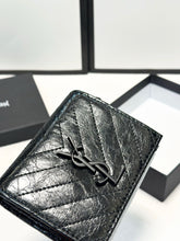 Load image into Gallery viewer, YSK324 Compact Wallet / 4.7 x 3.9 x 1.6 inches
