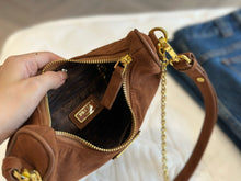 Load image into Gallery viewer, PD310 Prada Re-Edition 2005 Small Bag
