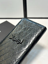 Load image into Gallery viewer, YSK325 Large Zip Wallet / 7.5 x 4.3 x 1 INCHES
