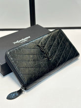 Load image into Gallery viewer, YSK325 Large Zip Wallet / 7.5 x 4.3 x 1 INCHES
