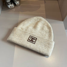 Load image into Gallery viewer, JW908 CC Beanie
