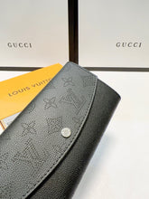 Load image into Gallery viewer, LB949 Emilie Wallet / 7.5 x 3.9 x 0.8 inches
