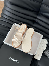 Load image into Gallery viewer, SE1586 Chanel Sandals / Size5-11
