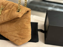 Load image into Gallery viewer, YSK380 Puffer Small in Suede / 11.4 x 6.6 x 4.3 inches
