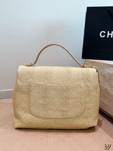 Load image into Gallery viewer, CC1403 Chanel Woven Tote Bag / Raffia &amp; Leather / 35 cm
