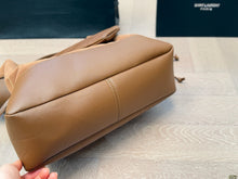 Load image into Gallery viewer, YSK381 JAMIE SHOPPING BAG / 13&quot; x 13&quot; x 3.9&quot;
