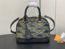 Load image into Gallery viewer, LB900 Alma BB / HIGHEST QUALITY VERSION / 9.3 x 6.9 x 4.5 inches
