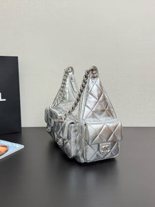 CC1143 Maxi Hobo Bag / HIGHEST QUALITY VERSION / 10.6 x 13.8 x 7.1in