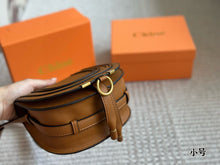 Load image into Gallery viewer, CLE019 Chloe Marcie Saddle Bag / Grained Calfskin / Small (19x14 cm)
