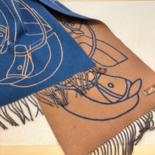 Load image into Gallery viewer, CLTH354 H Casaque Entrelacs Equestres Scarf / 40x195cm
