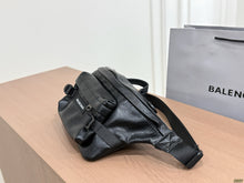Load image into Gallery viewer, BCG073 Balenciaga ARMY Large Waist Bag / 24x17 cm
