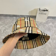 Load image into Gallery viewer, JW834 BUR Bucket Hats
