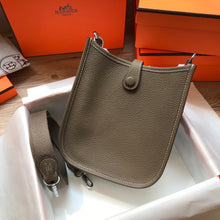 Load image into Gallery viewer, HM089 Mini Evelyn / 7x6.3x2inch
