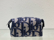 Load image into Gallery viewer, DR348 DiorTravel Zipped Pouch / 9x7.1x4.3inch / HIGHEST QUALITY VERSION
