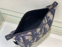 Load image into Gallery viewer, DR348 DiorTravel Zipped Pouch / 9x7.1x4.3inch / HIGHEST QUALITY VERSION
