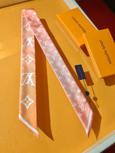 Load image into Gallery viewer, JW911 LV Aurora Nano Bandeau / 31.5 x 2 inches
