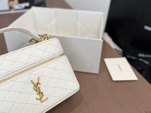 Load image into Gallery viewer, YSK465 YSL Mini Gaby Box Bag / 18 x 11 cm
