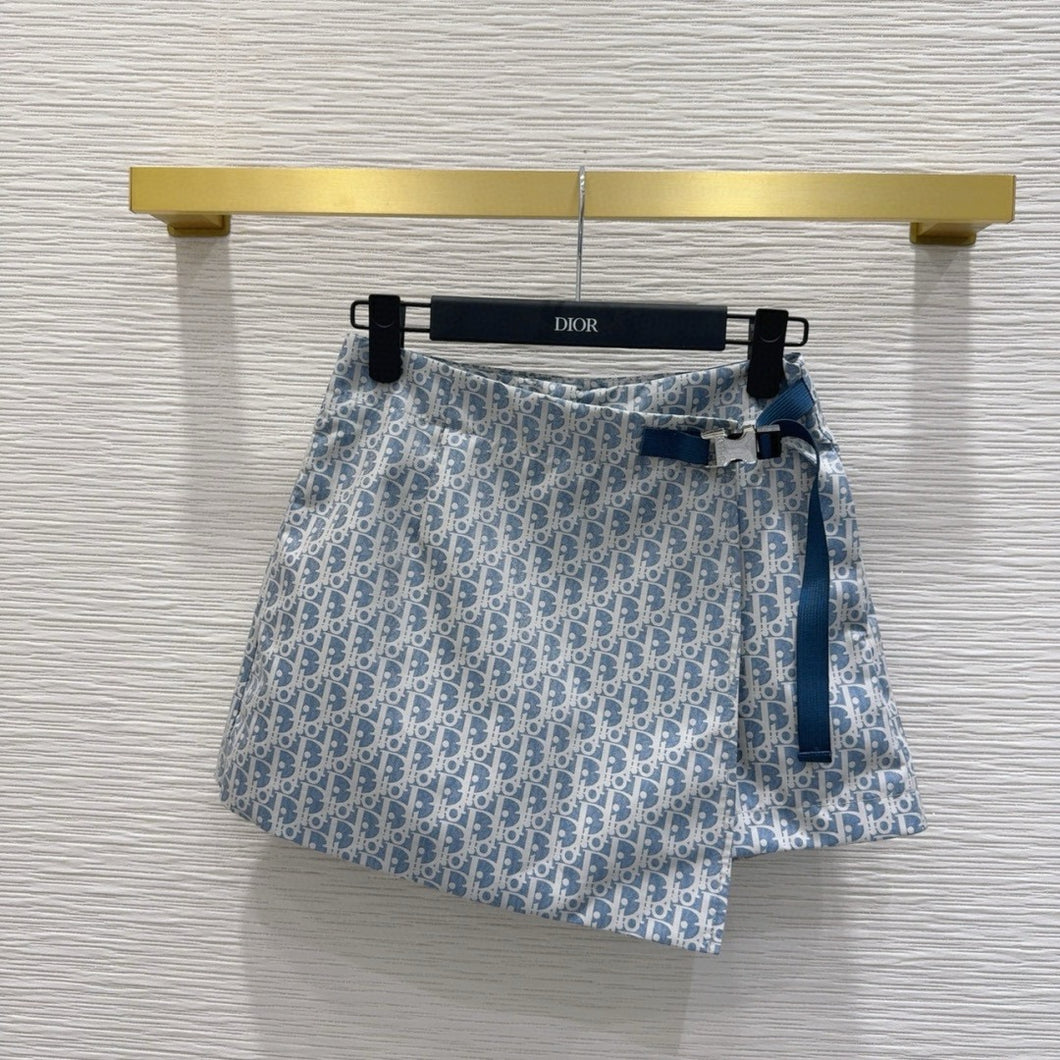 CLTH459 Dioriviera Hooded Vest & Skort