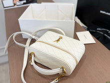 Load image into Gallery viewer, YSK465 YSL Mini Gaby Box Bag / 18 x 11 cm
