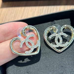 JW775 CC Earrings