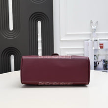 Load image into Gallery viewer, GY060 Saïgon Tote Bag / 13.4x6.3x9.8inch
