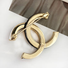 Load image into Gallery viewer, JW753 CC Brooch
