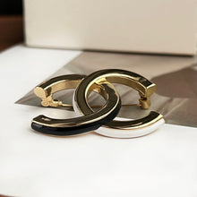 Load image into Gallery viewer, JW753 CC Brooch
