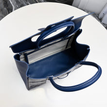 Load image into Gallery viewer, GY062 Saïgon Tote Bag / 13.4x6.3x9.8inch
