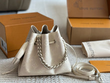 Load image into Gallery viewer, LB951 Bella / 7.5 x 8.7 x 5.5inches
