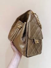 Load image into Gallery viewer, CC1145 CHANEL 25 Small Handbag / 11.8 x 10.2 x 5.5in / HIGHEST QUALITY VERSION
