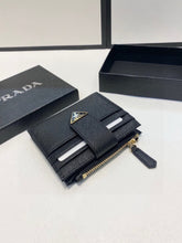 Load image into Gallery viewer, PD277 Small Leather Wallet / 3.9x3.1inch
