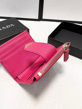 Load image into Gallery viewer, PD277 Small Leather Wallet / 3.9x3.1inch
